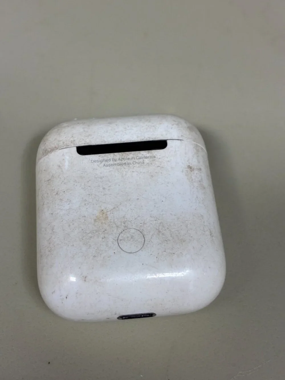Apple AirPods 2nd Gen w/ Charging Case White Model A2031 Tested Working